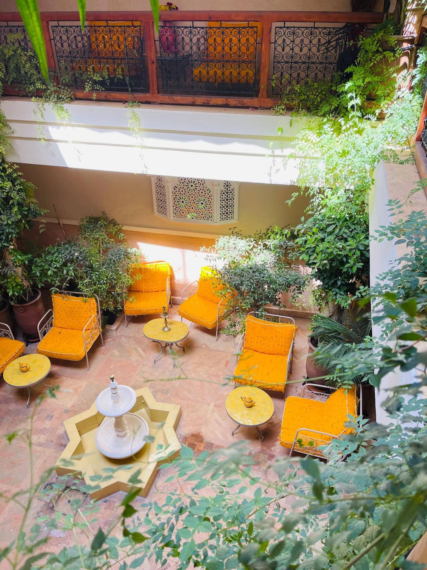 Riad La Caleche & Spa Hotel Marrakesh Exterior photo